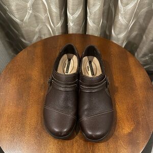 Clarks Cheyn Madi Shoes Brown Tumbled Leather Slip On Loafer Women's Size 8.5